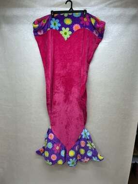Snuggie Tails Mermaid Wearable Fleece Blanket